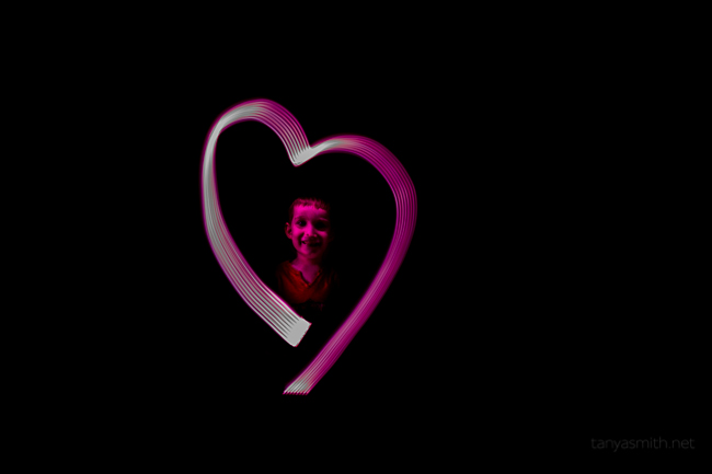 how-to-light-painting-valentine-5