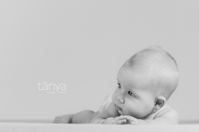 Baby-Portraits-At-Home-4