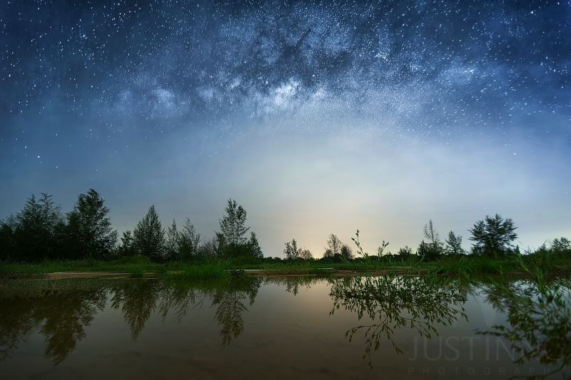 140625-Naked Eye Milky Way Reflection in Singapore