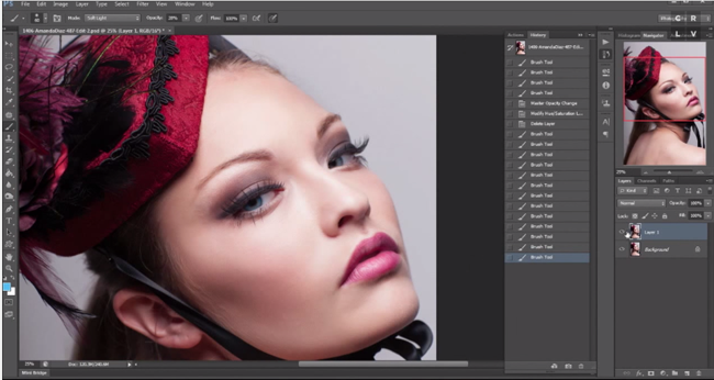 Photoshop Tips: Two Simple Ways to Change Eye Color in 3 Minutes