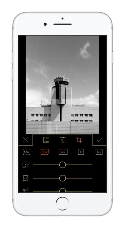 filmborn-mastin-labs-photography-app-film-emulation-iphone-4