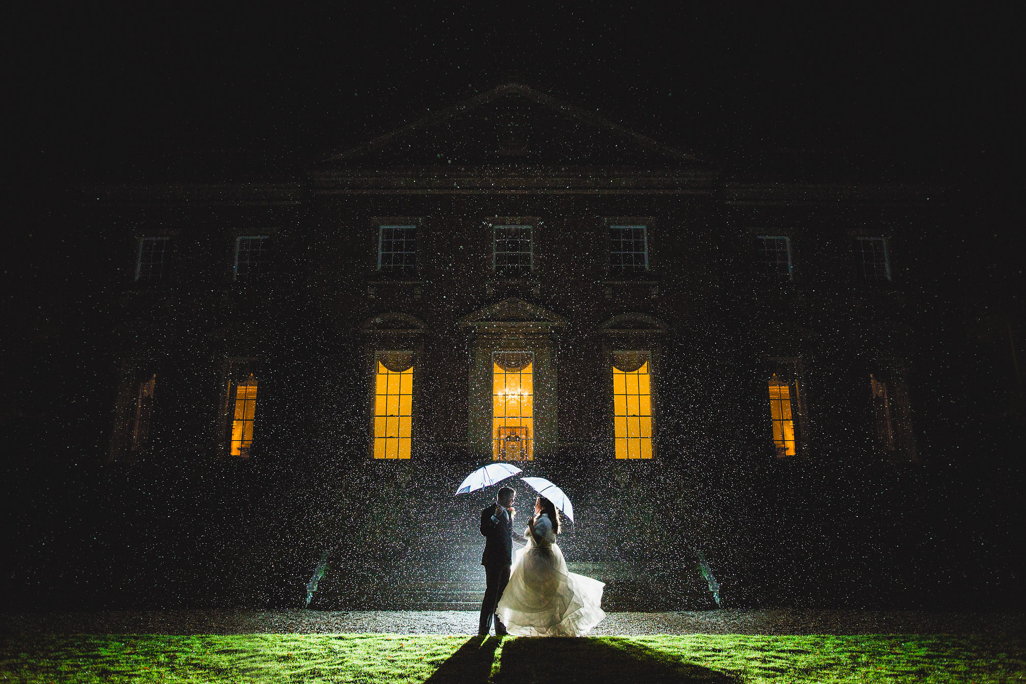 Tips To Overcome Bad Weather From 14 Wedding Pros