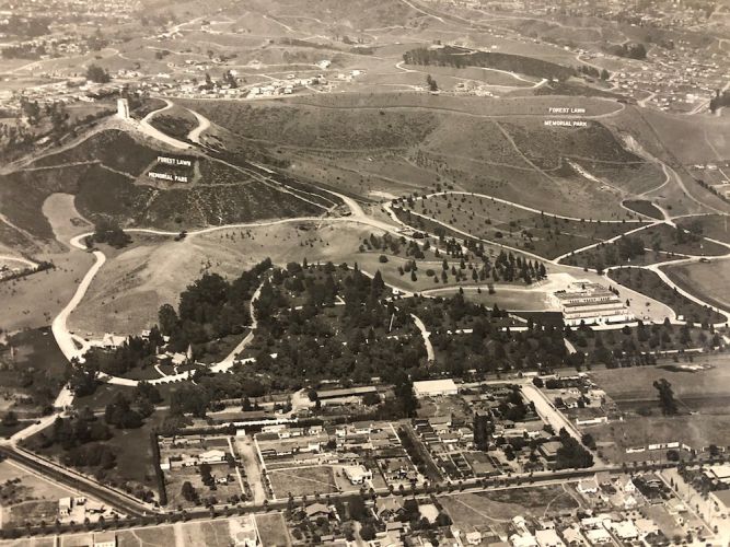 Spence Airplane Photos, Forest Lawn Memorial Park, 1925 (taken on July 16, 1925). Photograph, 16 x 20 inches. Forest Lawn Museum Permanent Collection