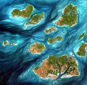 Erwan Rivault, Bissagos Islands, 2018. Modified Copernicus Sentinel-2B Satellite Data. Courtesy of @earthfromsatellites 