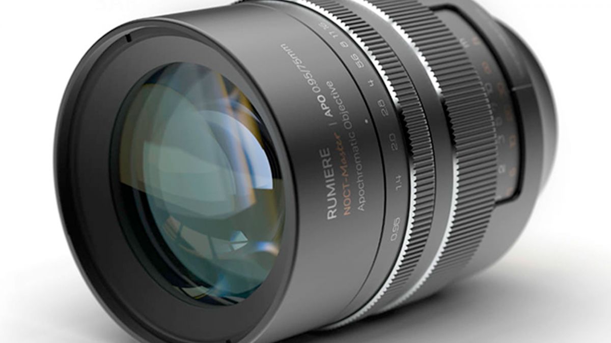 Leaked Images of the NiSi Rumiere 75mm f/0.95 ‘NOCT-Master’ Lens Looks A Little ‘Too’ Similar To Nikon’s