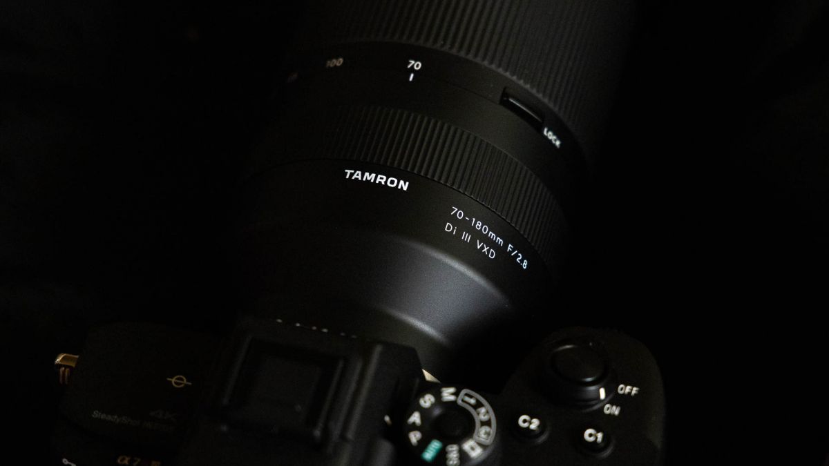 Tamron 70-180mm f/2.8 Review | The First Mirrorless 70-200mm 3rd-Party Alternative!