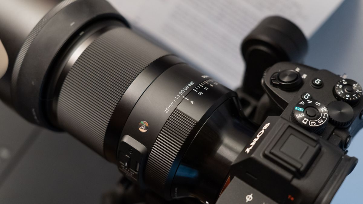 Sigma 35mm f/1.2 Art Review | A First Of Its Kind
