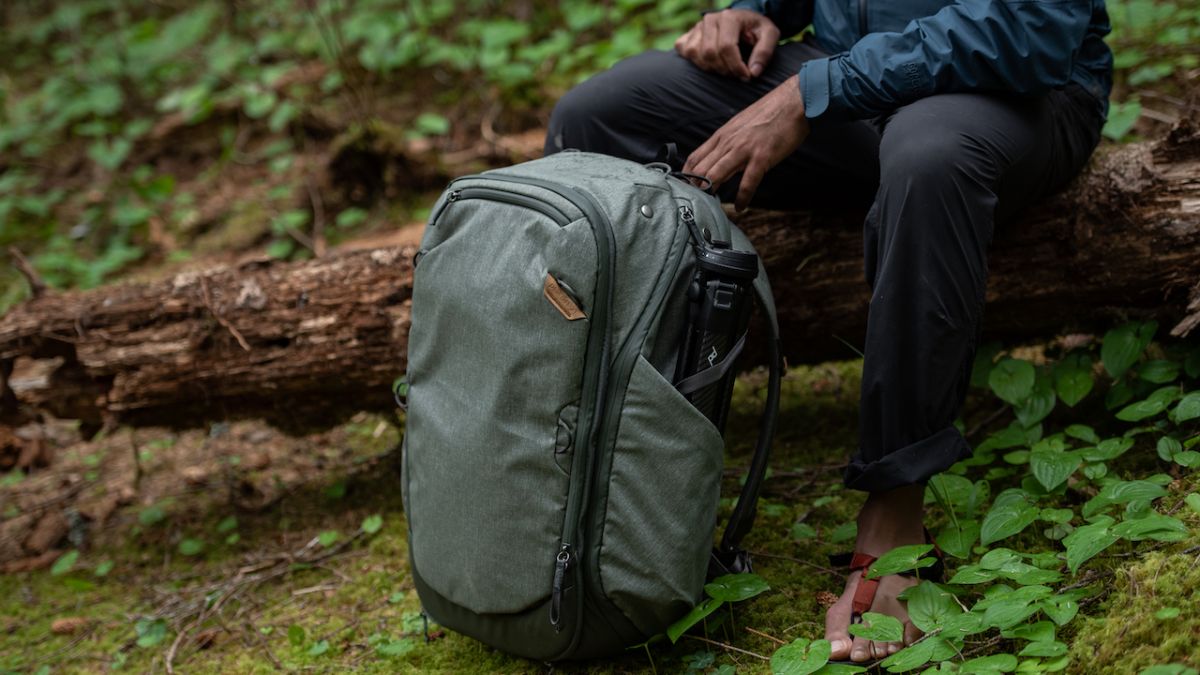 Peak Design Travel Backpack 45L Review | A Closer Look